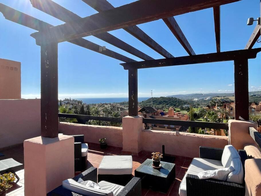Apartment Schoenes Penthouse Mit Meerblick Pura Vida Bahia de Casares